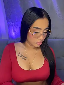 Snapshot of AlisonBeltran1 chatting on 6, 8, 2026 AlisonBeltran1 online show from 6, 8, 2026