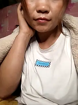 Snapshot of maymay121 chatting on 18, 3, 2026 maymay121 online show from 18, 3, 2026