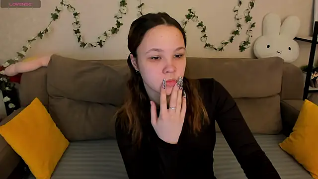 Snapshot of Lori_Bllossom chatting on 20, 3, 2026 Lori Bllossom online show from 20, 3, 2026