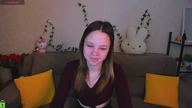 Snapshot of Lori_Bllossom chatting on 15, 4, 2026 Lori Bllossom online show from 15, 4, 2026