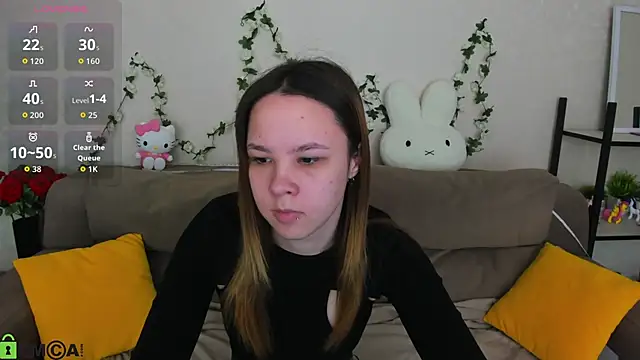 Snapshot of Lori_Bllossom chatting on 29, 4, 2026 Lori Bllossom online show from 29, 4, 2026