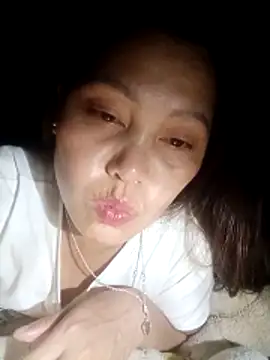 Snapshot of Abi-ni chatting on 21, 5, 2026 Abi-ni online show from 21, 5, 2026