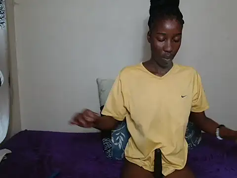 Snapshot of AfricanMelaninDoll chatting on 21, 3, 2026 AfricanMelaninDoll online show from 21, 3, 2026
