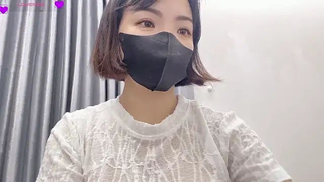 Snapshot of Ryo-Jisoo chatting on 5, 4, 2026 Ryo-Jisoo online show from 5, 4, 2026