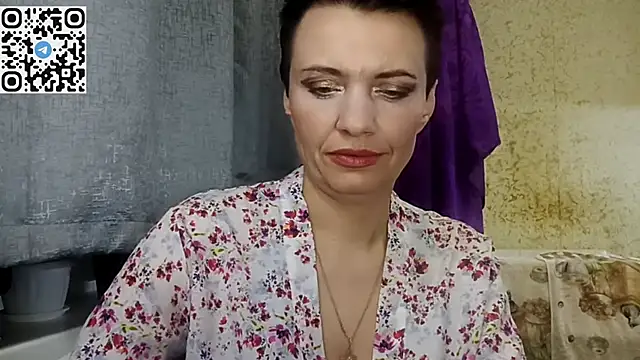 Snapshot of HotMamaQueen234 chatting on 1, 4, 2026 HotMamaQueen234 online show from 1, 4, 2026
