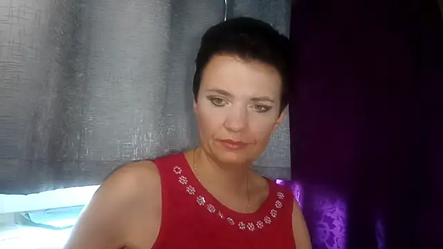 HotMamaQueen234 online show from 24, 7, 2026