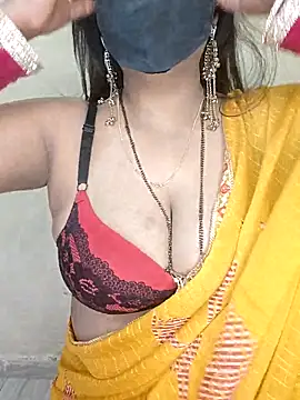 Snapshot of Miss_roohi chatting on 6, 4, 2026 Miss roohi online show from 6, 4, 2026