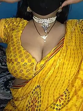 Snapshot of Miss_roohi chatting on 27, 7, 2026 Miss roohi online show from 27, 7, 2026