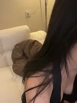 Snapshot of Xiaozuzongo1 chatting on 15, 4, 2026 Xiaozuzongo1 online show from 15, 4, 2026