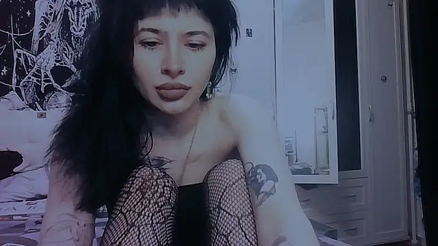 Snapshot of AllisonDeetz chatting on 15, 4, 2026 AllisonDeetz online show from 15, 4, 2026