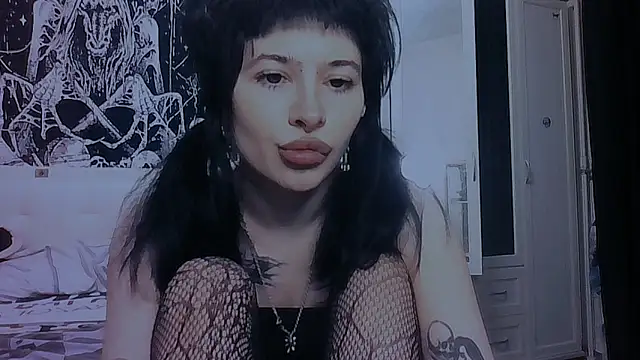 Snapshot of AllisonDeetz chatting on 15, 4, 2026 AllisonDeetz online show from 15, 4, 2026