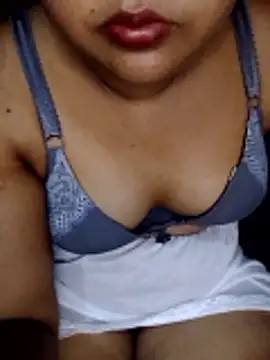 Snapshot of Dilki-udara chatting on 4, 5, 2026 Dilki-udara online show from 4, 5, 2026