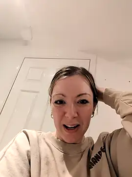 fucklyweds online show from 1, 4, 2026