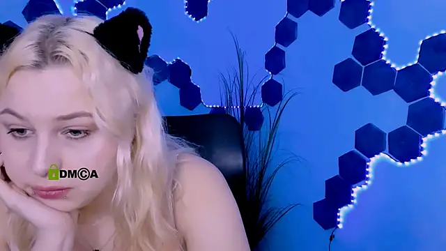 Snapshot of aria_blaze_ chatting on 1, 4, 2026 aria blaze online show from 1, 4, 2026
