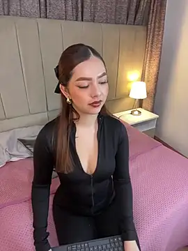 Snapshot of alana_gv chatting on 30, 4, 2026 alana gv online show from 30, 4, 2026