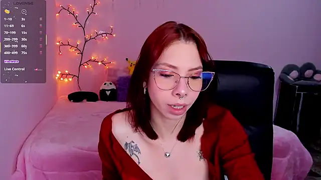Snapshot of laurita_Olssen27 chatting on 13, 5, 2026 laurita Olssen27 online show from 13, 5, 2026