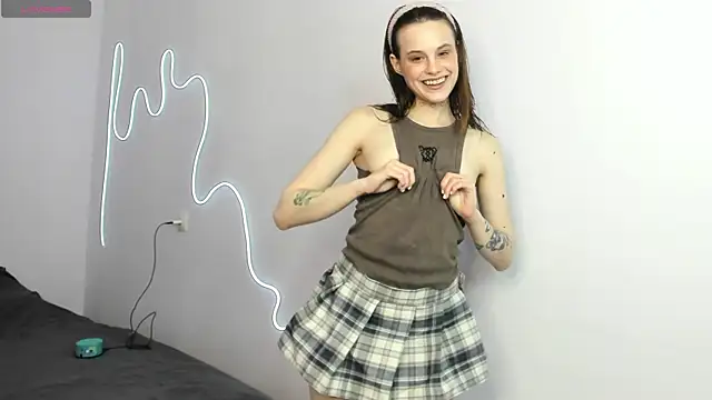 Snapshot of Lili_pixxie_ chatting on 30, 4, 2026 Lili pixxie online show from 30, 4, 2026