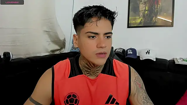 Snapshot of sweetlatinoboy chatting on 17, 3, 2026 sweetlatinoboy online show from 17, 3, 2026
