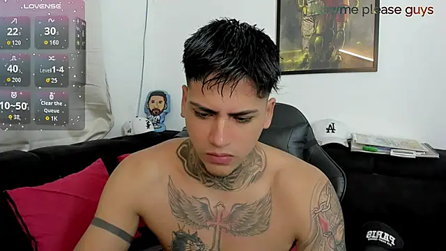 Snapshot of sweetlatinoboy chatting on 13, 4, 2026 sweetlatinoboy online show from 13, 4, 2026