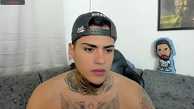 sweetlatinoboy online show from 26, 6, 2026