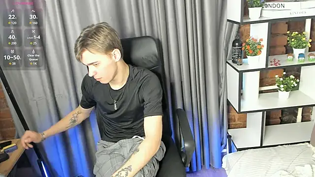 Snapshot of Shadow_blink chatting on 23, 4, 2026 Shadow blink online show from 23, 4, 2026