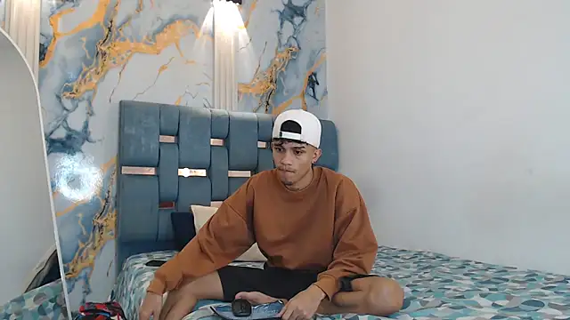 Snapshot of SEXY_BIG_COCK chatting on 9, 4, 2026 SEXY BIG COCK online show from 9, 4, 2026
