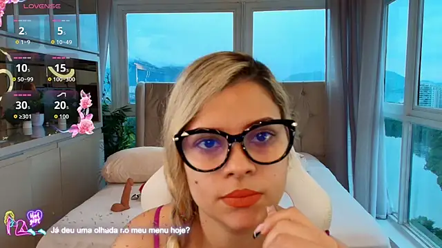 Snapshot of Florence_Ford chatting on 17, 6, 2026 Florence Ford online show from 17, 6, 2026