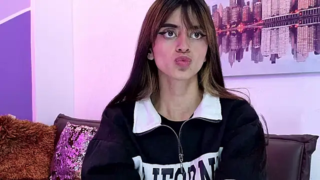 Snapshot of Sofy_Durand chatting on 31, 3, 2026 Sofy Durand online show from 31, 3, 2026