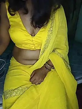 Snapshot of mayakapoor880 chatting on 5, 6, 2026 mayakapoor880 online show from 5, 6, 2026