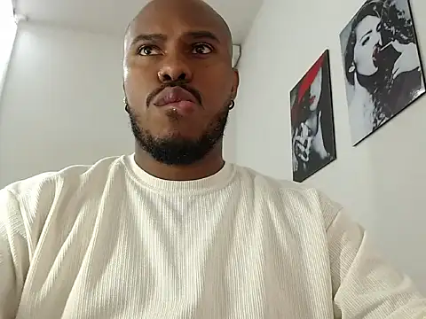Snapshot of Alessandro_Hamed chatting on 17, 4, 2026 Alessandro Hamed online show from 17, 4, 2026