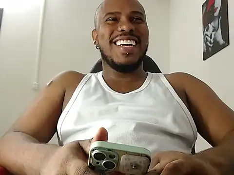 Snapshot of Alessandro_Hamed chatting on 24, 4, 2026 Alessandro Hamed online show from 24, 4, 2026