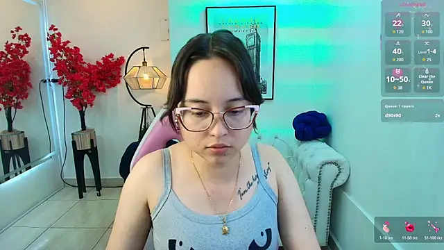 Snapshot of Shady_bug chatting on 19, 5, 2026 Shady bug online show from 19, 5, 2026