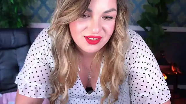 Snapshot of AlissyaGrayy chatting on 30, 4, 2026 AlissyaGrayy online show from 30, 4, 2026