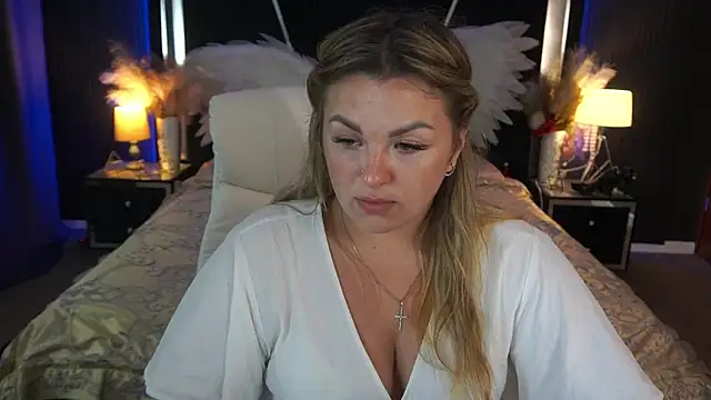 Snapshot of AlissyaGrayy chatting on 9, 8, 2026 AlissyaGrayy online show from 9, 8, 2026