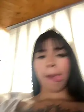 Snapshot of Shalom_pink18 chatting on 30, 4, 2026 Shalom pink18 online show from 30, 4, 2026