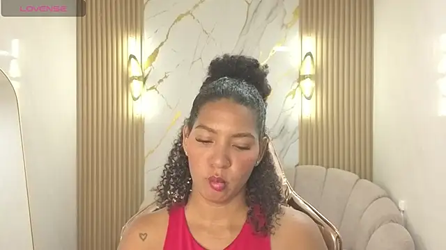 Snapshot of Scarletth_b chatting on 27, 3, 2026 Scarletth b online show from 27, 3, 2026