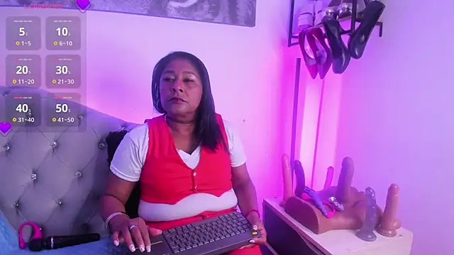 Snapshot of Miia_Blace chatting on 24, 4, 2026 Miia Blace online show from 24, 4, 2026