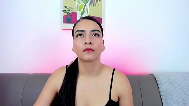 Snapshot of sweet_aura31 chatting on 10, 4, 2026 sweet aura31 online show from 10, 4, 2026