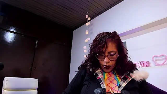 Snapshot of Mariia_Paulaa chatting on 28, 3, 2026 Mariia Paulaa online show from 28, 3, 2026