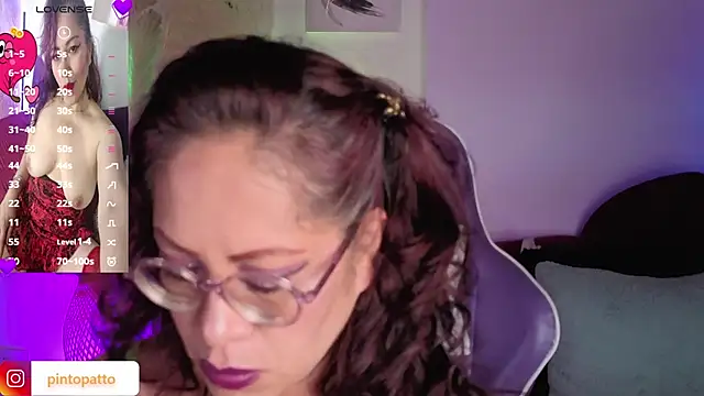 Snapshot of Mariia_Paulaa chatting on 2, 5, 2026 Mariia Paulaa online show from 2, 5, 2026