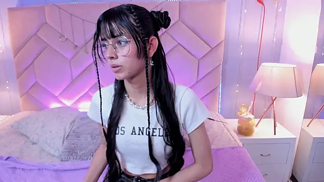 Snapshot of Eimy_Blaze chatting on 14, 5, 2026 Eimy Blaze online show from 14, 5, 2026
