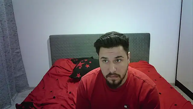 Snapshot of Gianiboy99 chatting on 27, 4, 2026 Gianiboy99 online show from 27, 4, 2026