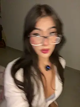 Snapshot of DahliaRouse chatting on 31, 3, 2026 DahliaRouse online show from 31, 3, 2026