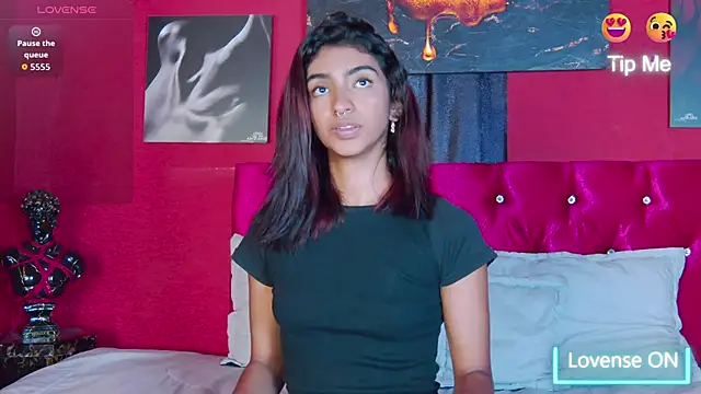 Snapshot of Hottie_Veronica chatting on 28, 3, 2026 Hottie Veronica online show from 28, 3, 2026
