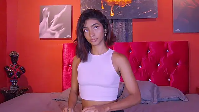 Snapshot of Hottie_Veronica chatting on 16, 4, 2026 Hottie Veronica online show from 16, 4, 2026