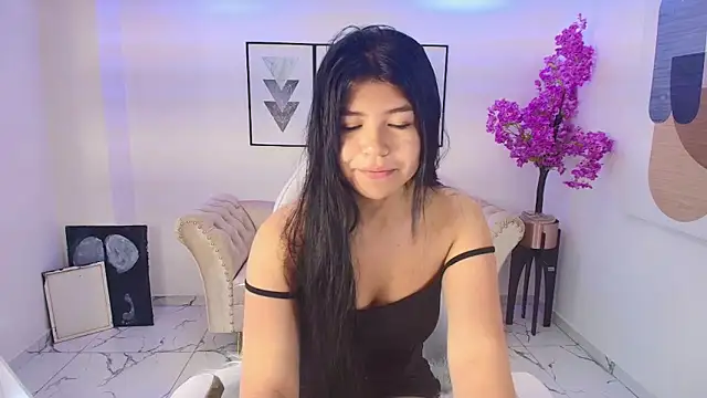 Snapshot of Kitty__meow chatting on 16, 4, 2026 Kitty meow online show from 16, 4, 2026
