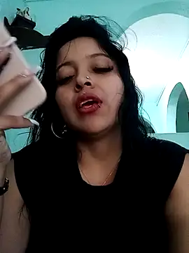 Snapshot of Sarah-917 chatting on 17, 4, 2026 Sarah-917 online show from 17, 4, 2026