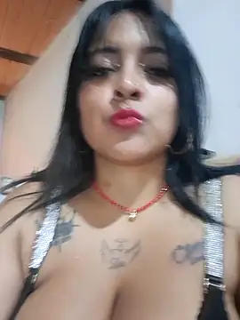 Snapshot of Sarah-917 chatting on 22, 4, 2026 Sarah-917 online show from 22, 4, 2026