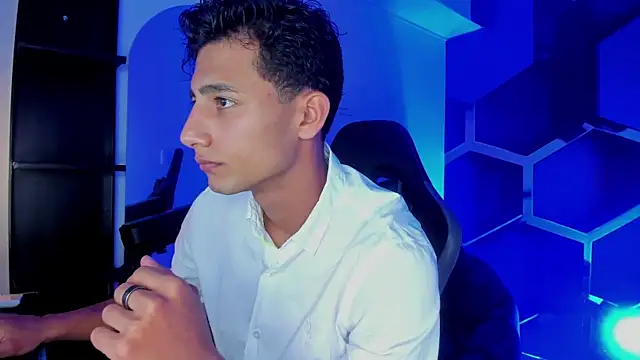 Snapshot of MaxiimoRomano_ chatting on 31, 7, 2026 MaxiimoRomano online show from 31, 7, 2026