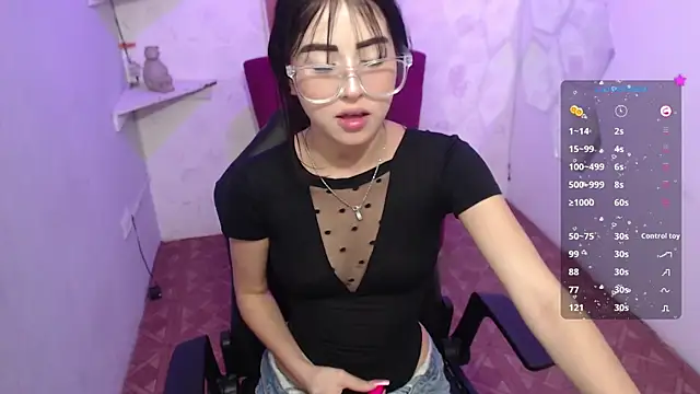 Melodi velasquez online show from 30, 5, 2026